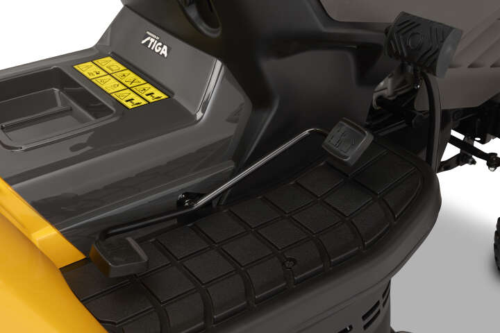 STIGA Benzin-Rasentraktor Estate 384